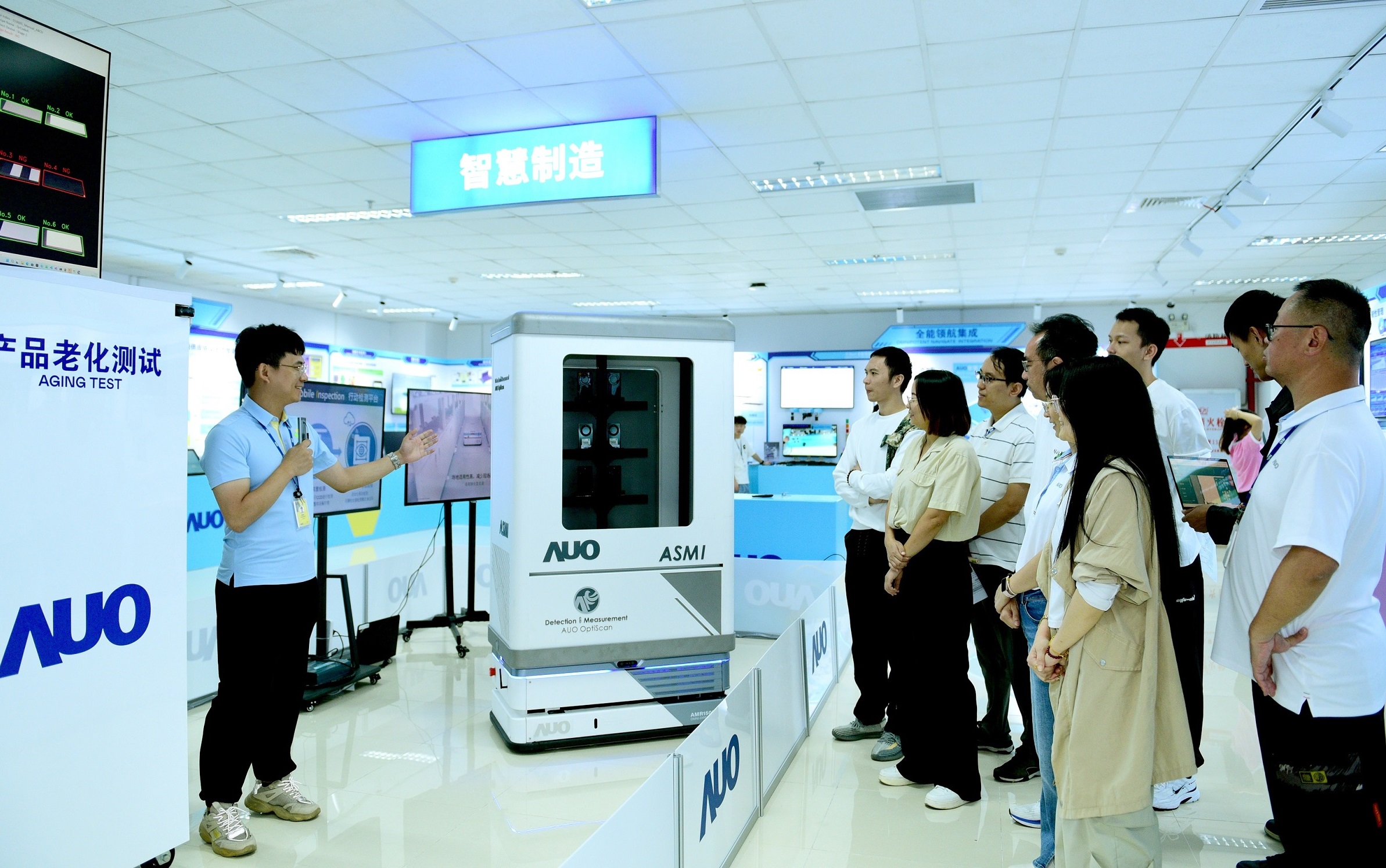 OD体育厦门将5G+ABC技术串联生产管理全流程，打通研发、采购、生管、制程、设备、质量等产品全生命周期制造流程，完成数字化设计、智慧供应链、智能座舱、全流程设备管理、数据驱动优化、智慧在线检测、智慧品管等自适应生产模式升级